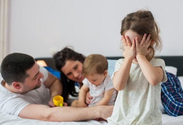 راههای از بین بردن حسادت در کودکان